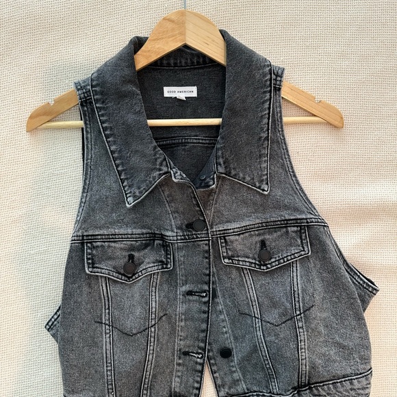 Sold - Picture 3 of 5